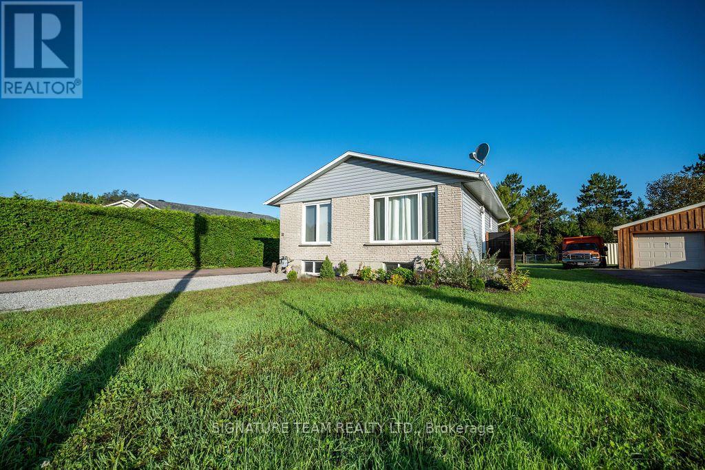 32 Herman Street, Petawawa, Ontario  K8H 1W2 - Photo 38 - X13781956
