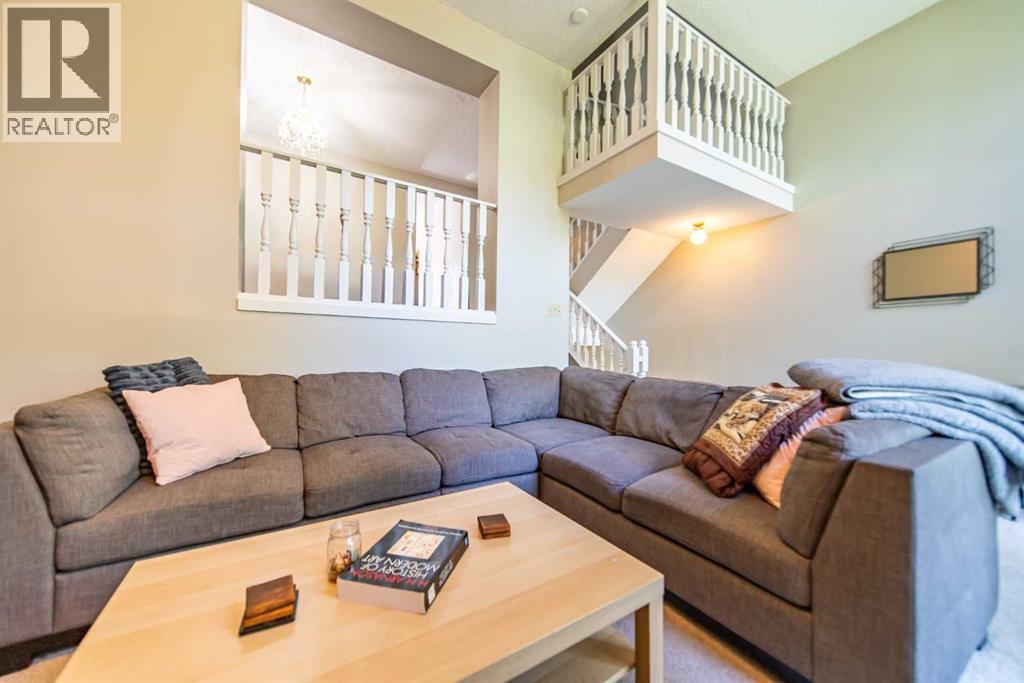 22 Point Mckay Court Nw, Calgary, Alberta  T3B 5B7 - Photo 6 - A2343066