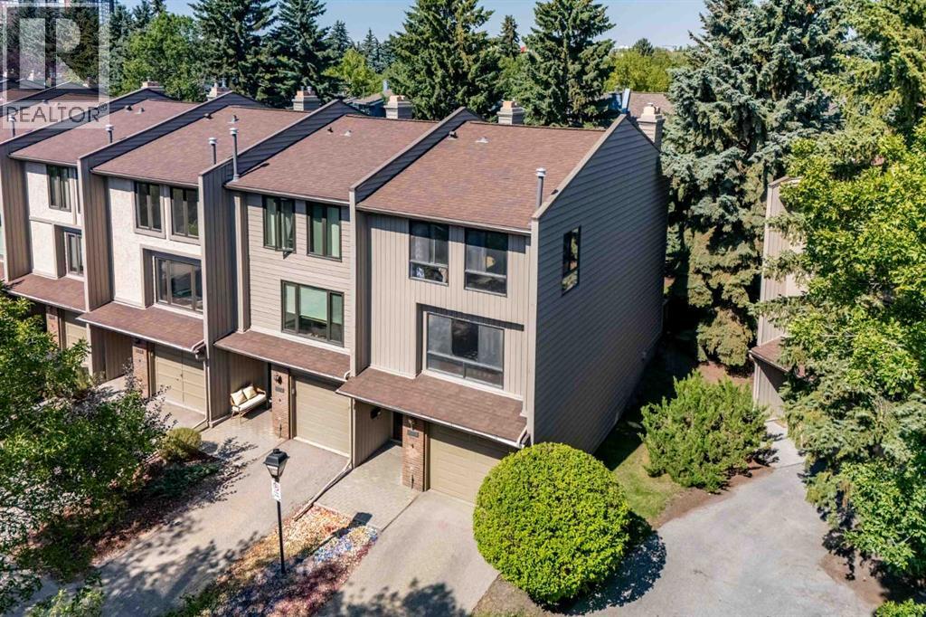 22 Point Mckay Court NW, Calgary, Alberta