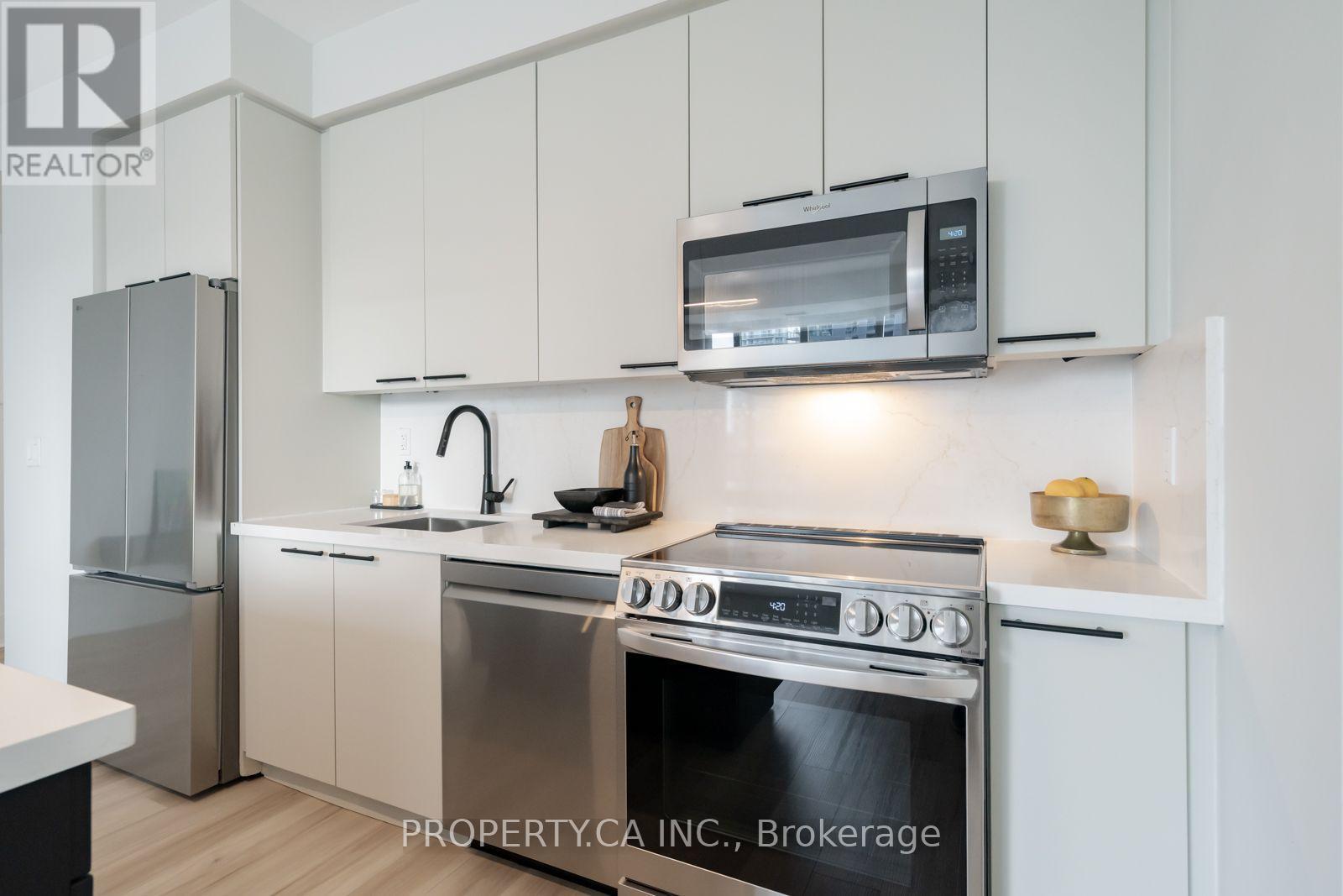 1415 - 70 Roehampton Avenue, Toronto, Ontario  M4P 1R2 - Photo 11 - C13781928
