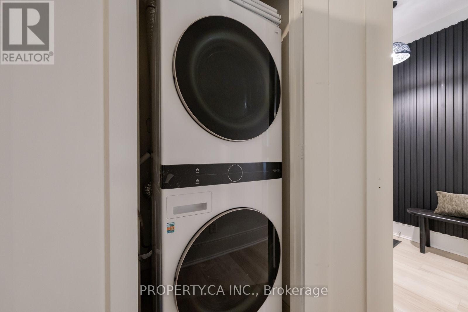 1415 - 70 Roehampton Avenue, Toronto, Ontario  M4P 1R2 - Photo 22 - C13781928