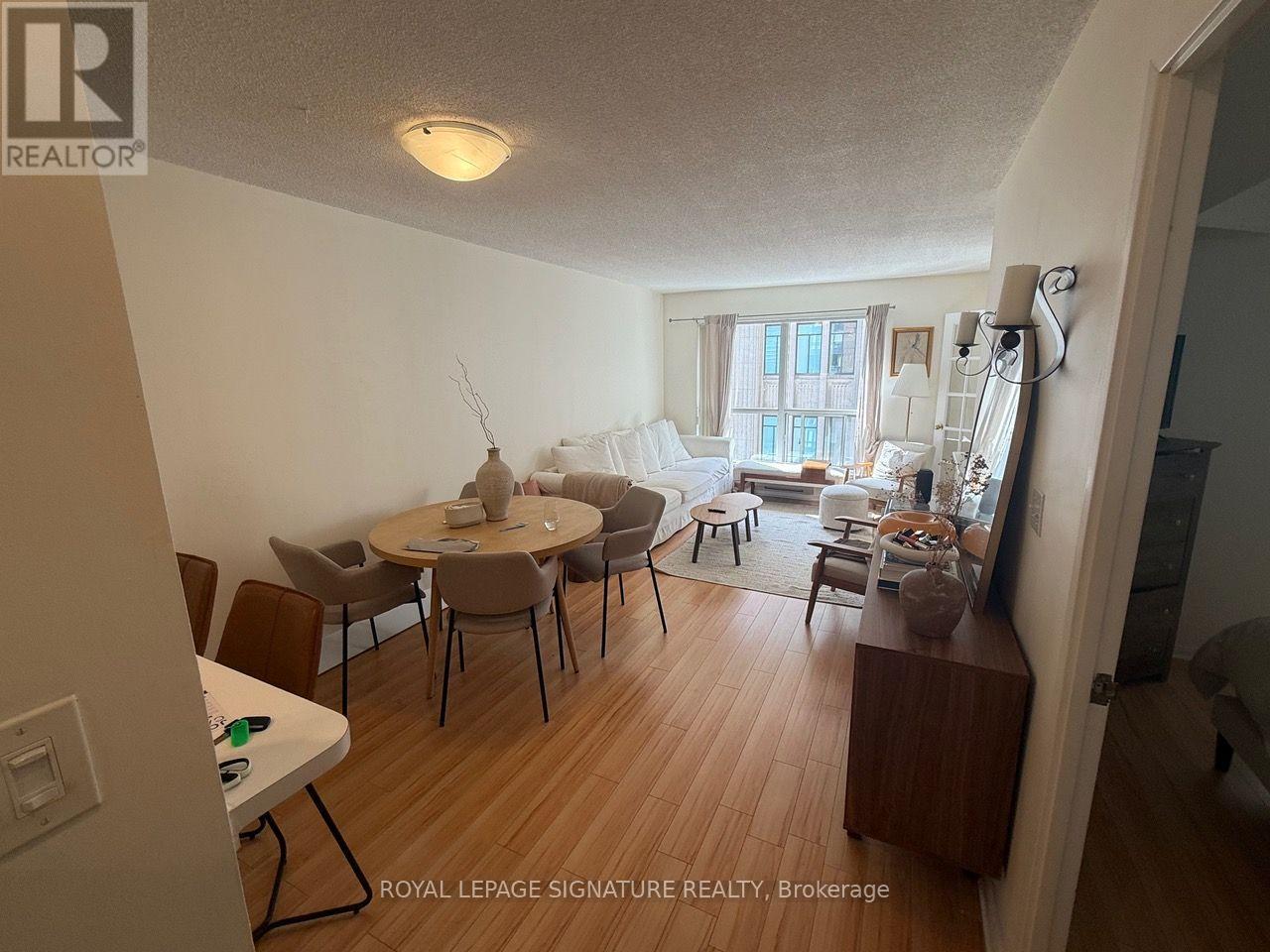 707 - 7 Carlton Street, Toronto, Ontario  M5B 2M3 - Photo 2 - C13781974