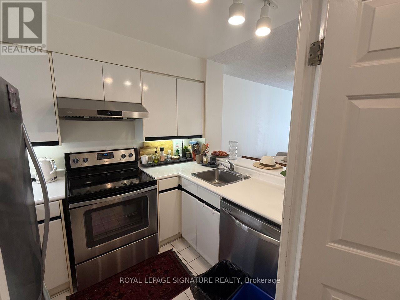 707 - 7 Carlton Street, Toronto, Ontario  M5B 2M3 - Photo 4 - C13781974