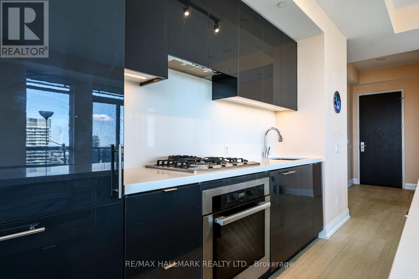 6005 - 7 Grenville Street, Toronto, Ontario  M4Y 0E9 - Photo 17 - C13782024