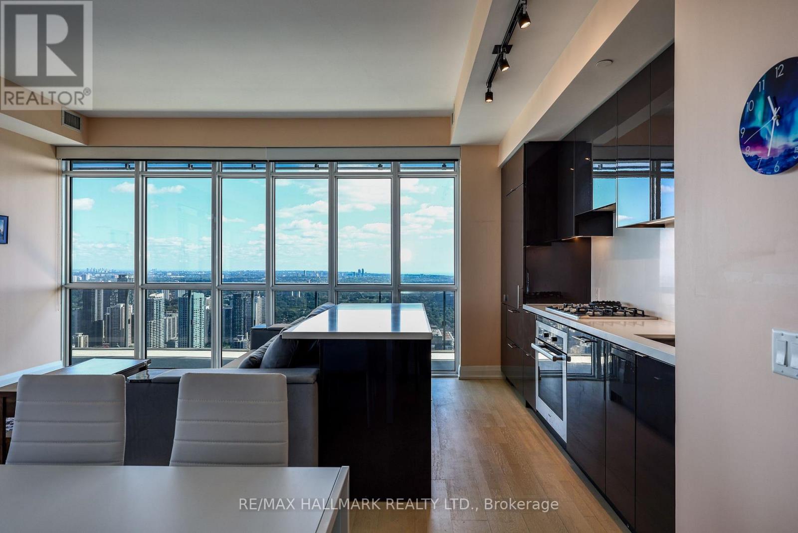 6005 - 7 Grenville Street, Toronto, Ontario  M4Y 0E9 - Photo 18 - C13782024
