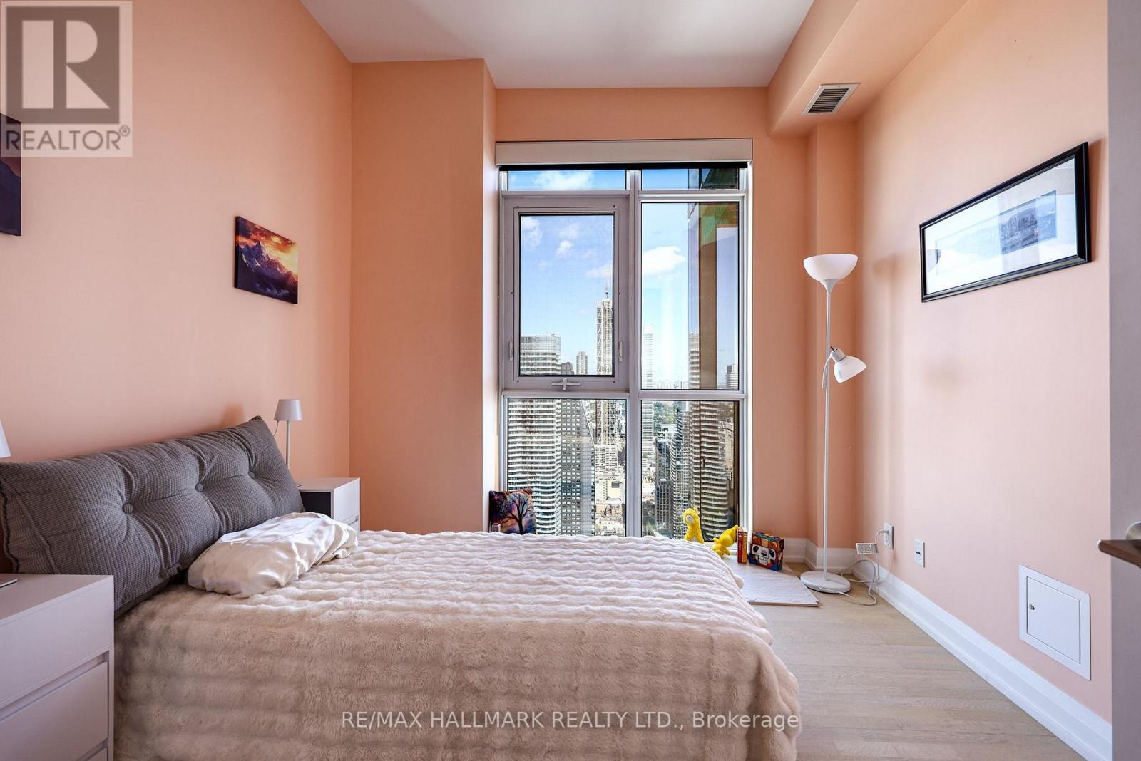6005 - 7 Grenville Street, Toronto, Ontario  M4Y 0E9 - Photo 35 - C13782024