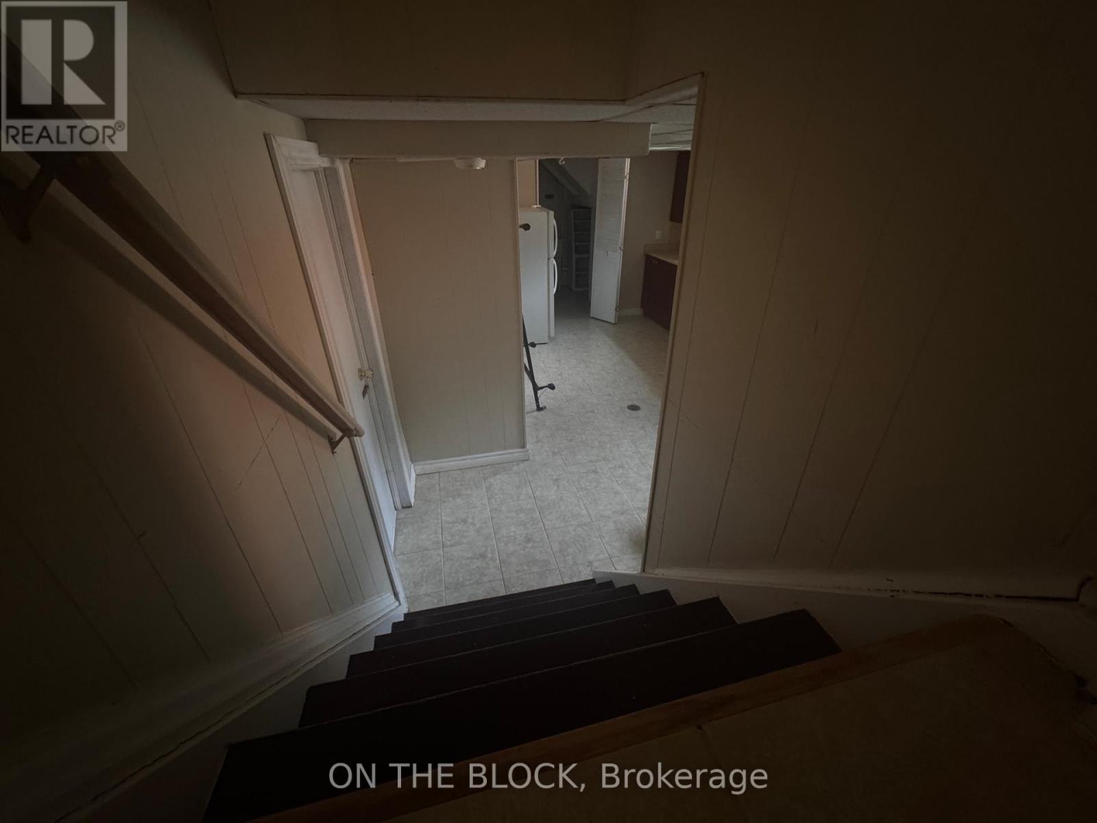 33 Harrington Crescent, Toronto, Ontario  M2M 2Y6 - Photo 4 - C13782048