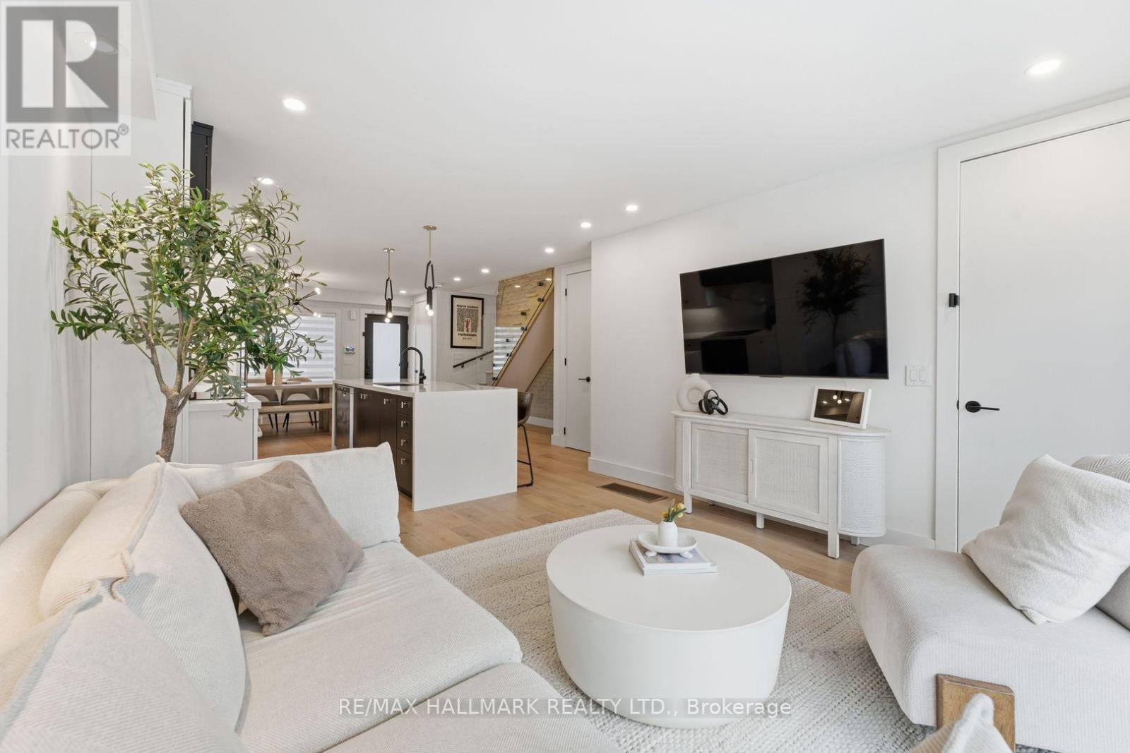 1709 Dundas Street E, Toronto, Ontario  M4L 1L7 - Photo 23 - E13781926