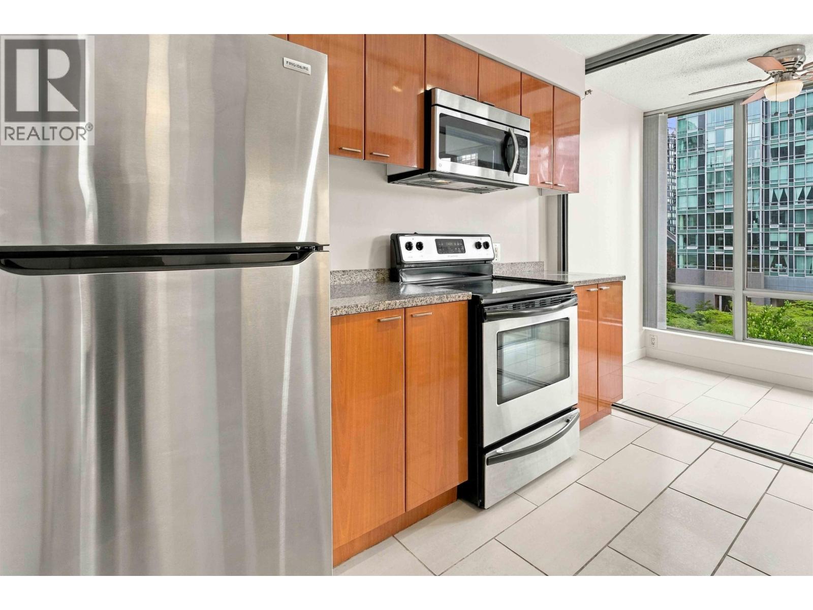 606 1288 W Georgia Street, Vancouver, British Columbia  V6E 4R3 - Photo 26 - R3165042