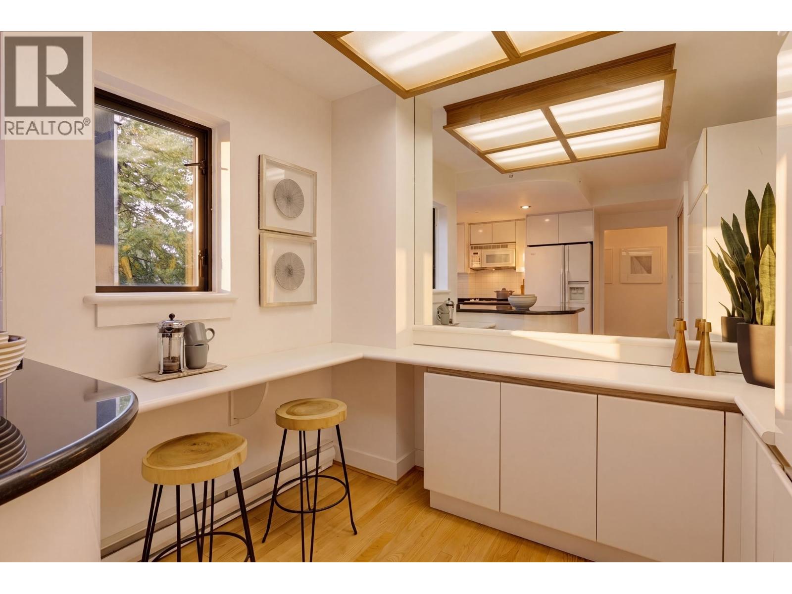 300 1410 Bute Street, Vancouver, British Columbia V6E 2A7 - Photo 19 - R3165048