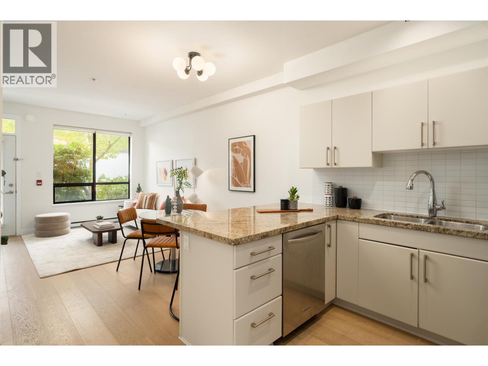 1835 Stainsbury Avenue, Vancouver, British Columbia V5N 2M6 - Photo 10 - R3165075
