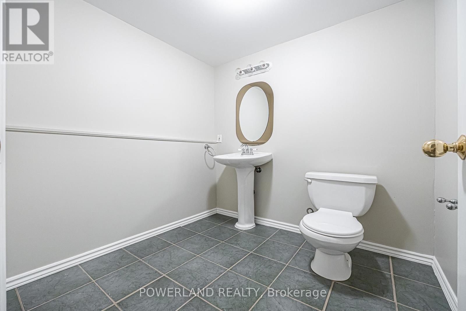 61 Addington Square, Markham, Ontario  L3R 7N2 - Photo 41 - N13782032