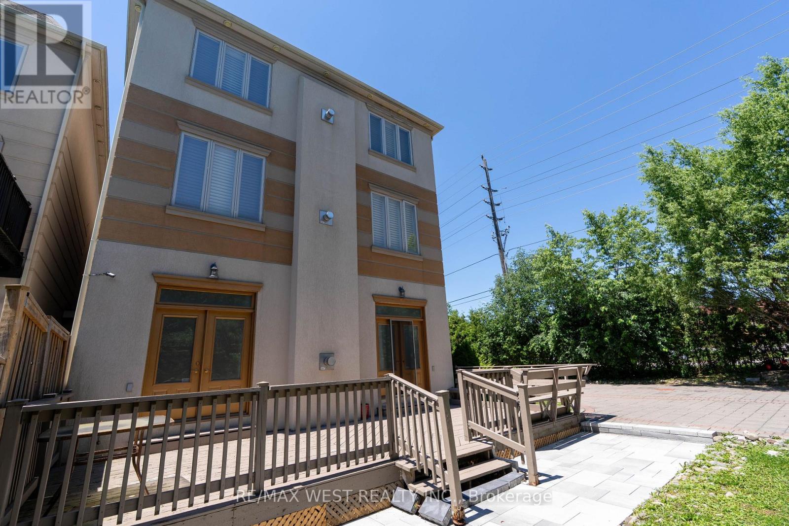 Main Floor - 83 Elm Avenue, Richmond Hill, Ontario  L4C 6K8 - Photo 4 - N13782062