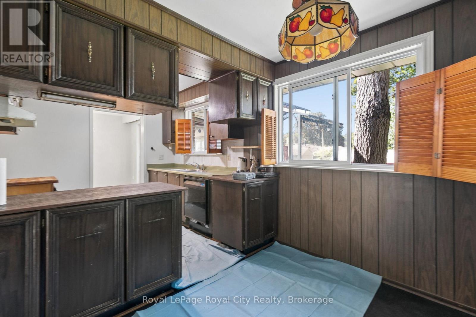 16 Heather Court, Halton Hills, Ontario  L7G 2R6 - Photo 11 - W13781946