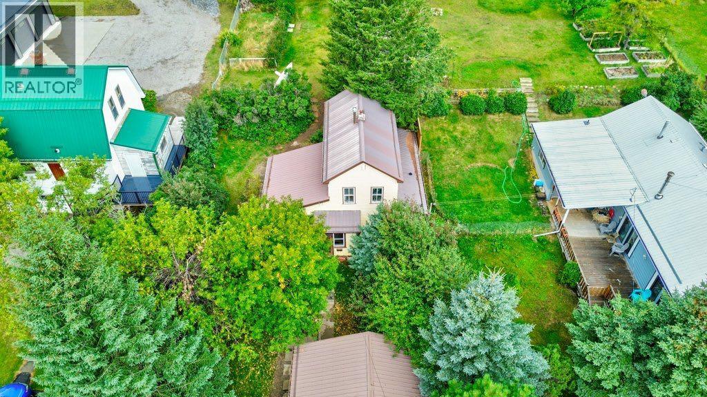 20638 24 Avenue, Bellevue, Alberta  T0K 0C0 - Photo 34 - A2344739