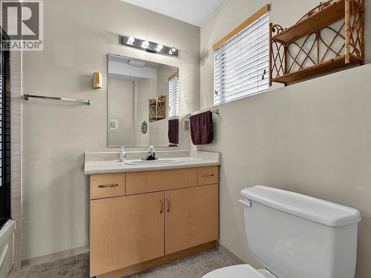 1609 Sixth Avenue, New Westminster, British Columbia  V3M 2C8 - Photo 21 - R3165047