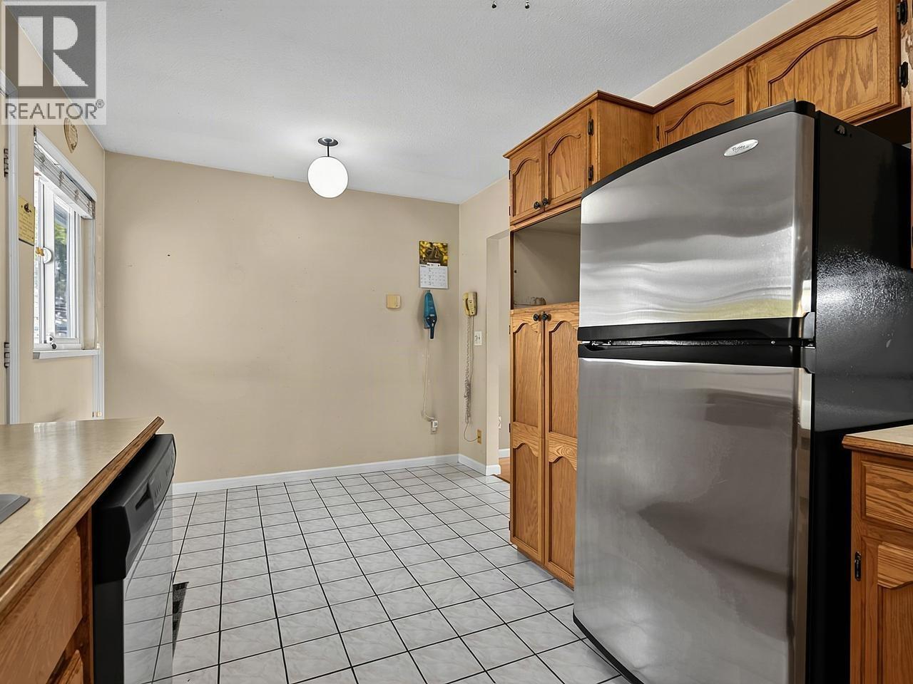 1609 Sixth Avenue, New Westminster, British Columbia  V3M 2C8 - Photo 3 - R3165047
