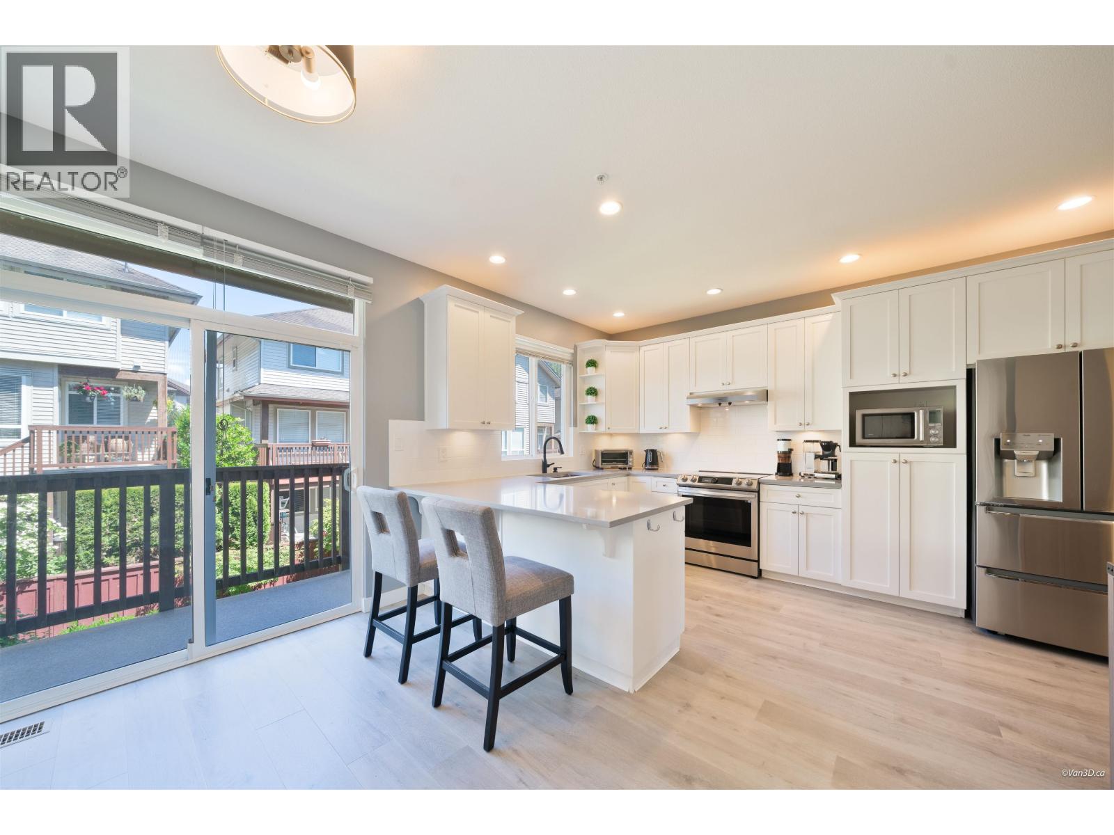 23 2387 Argue Street, Port Coquitlam, British Columbia  V3C 6P5 - Photo 2 - R3165051
