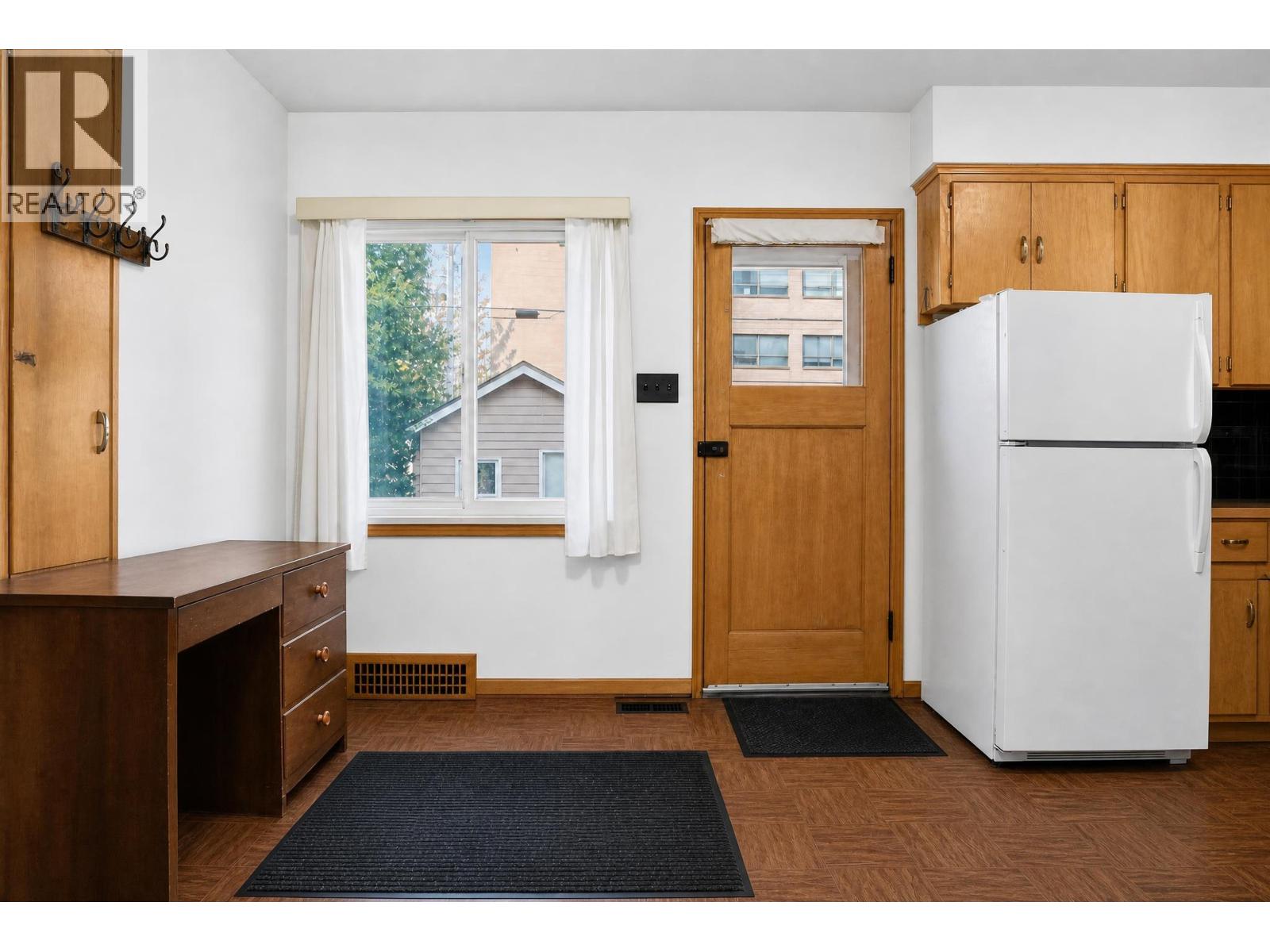 4205 Pender Street, Burnaby, British Columbia  V5C 2M4 - Photo 17 - R3165057