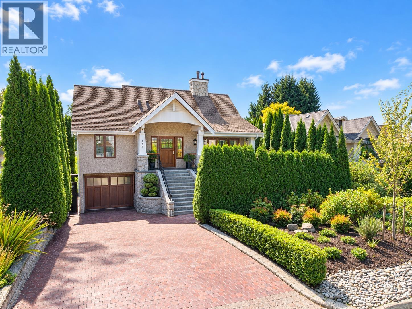 141 E WINDSOR ROAD, north vancouver, British Columbia