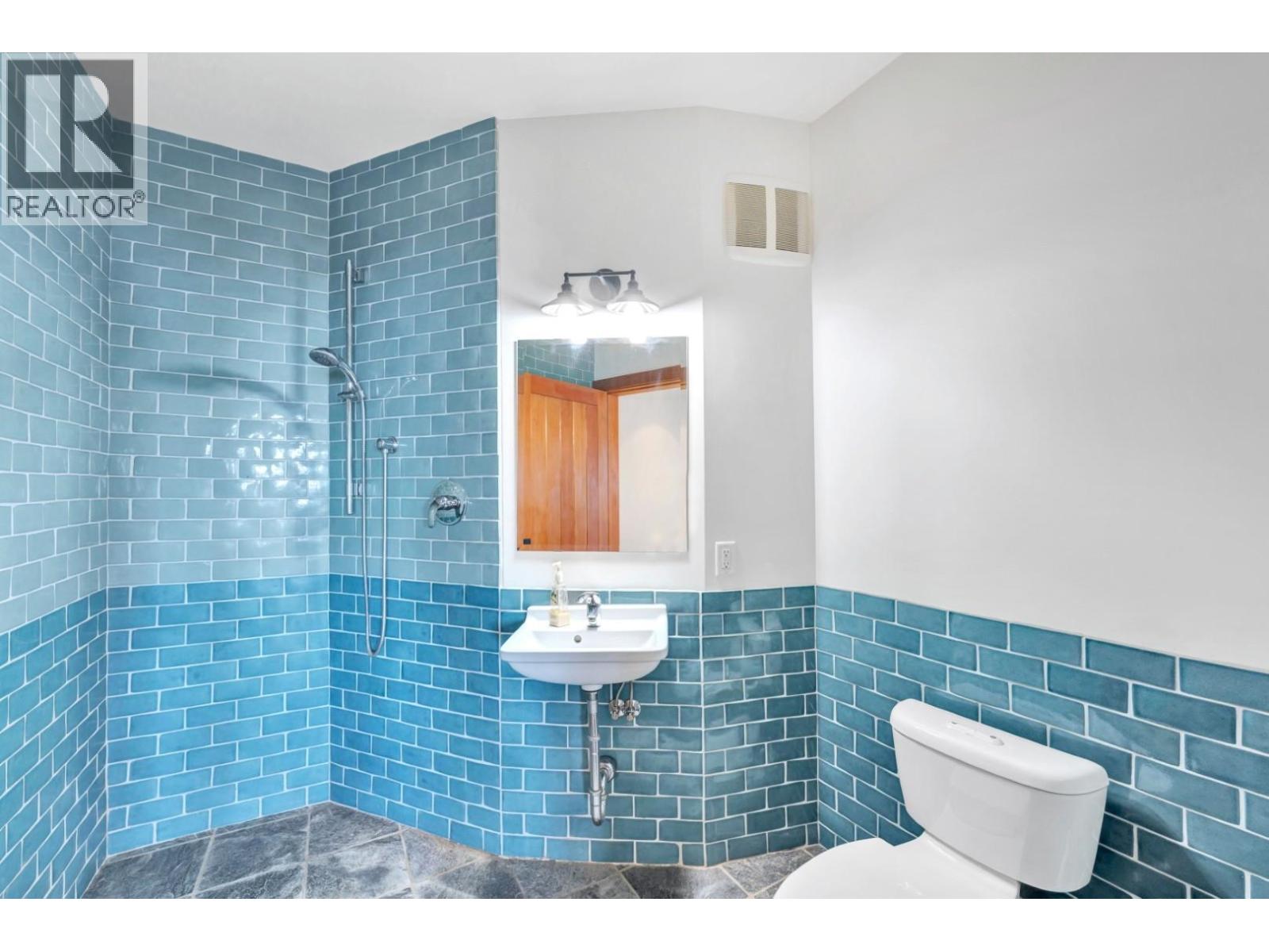 687 Channelview Drive, Bowen Island, British Columbia  V0N 1G1 - Photo 30 - R3165074