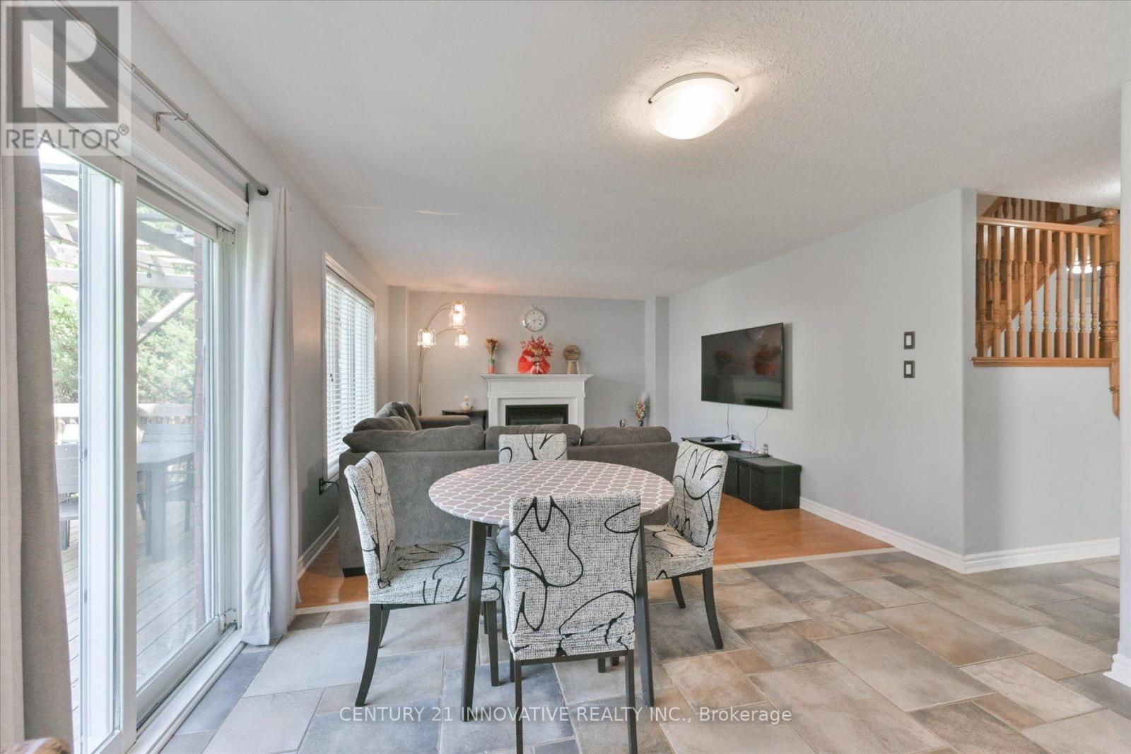 28 Empire Drive, Barrie (Innis-Shore), Ontario  L4N 0Y9 - Photo 11 - S13781996