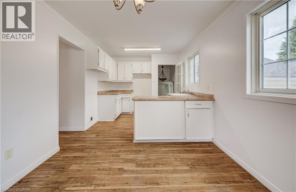 315 Perth Street, Mount Forest, Ontario  N0G 2L1 - Photo 9 - 40854167