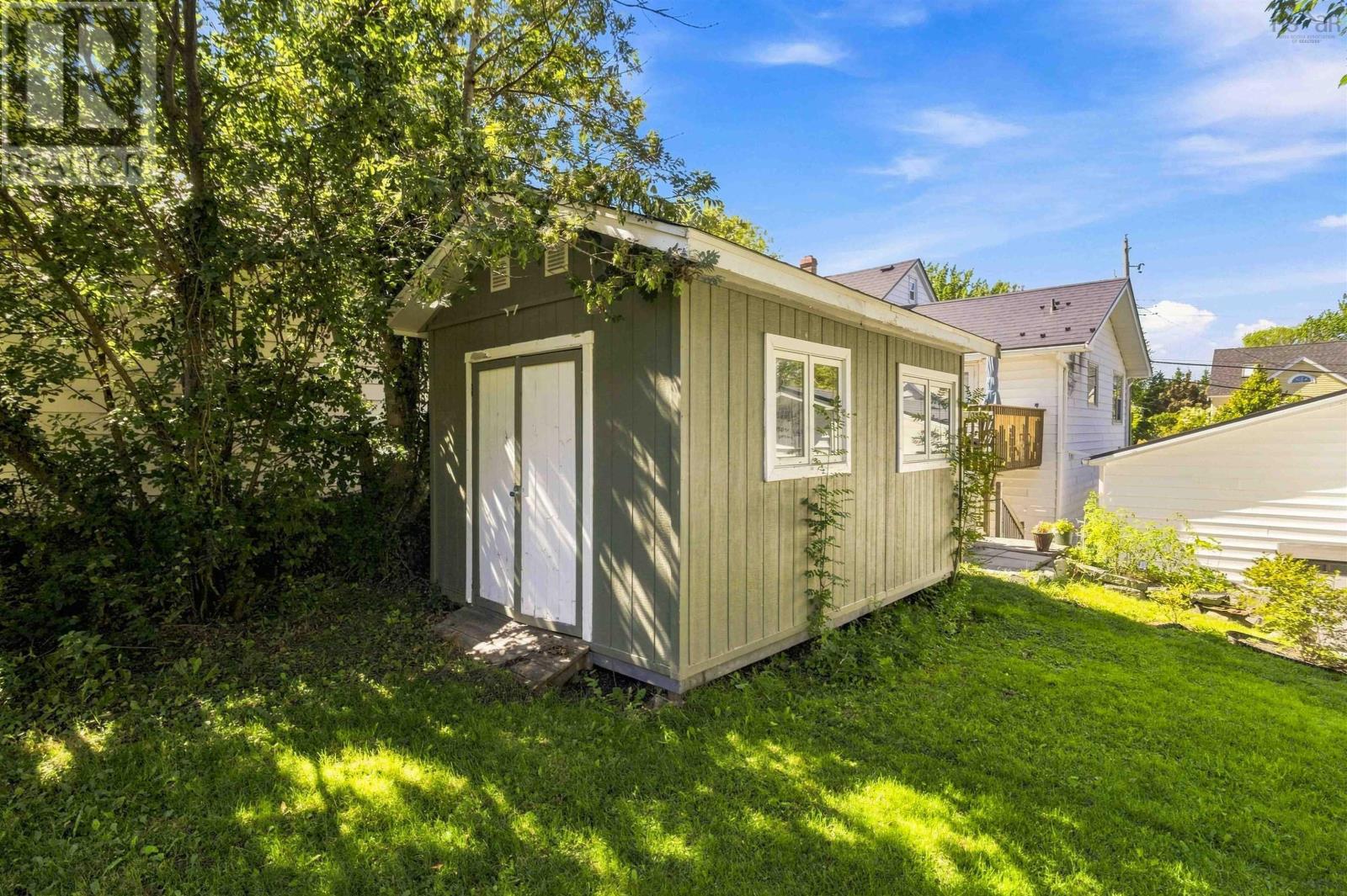 Shed