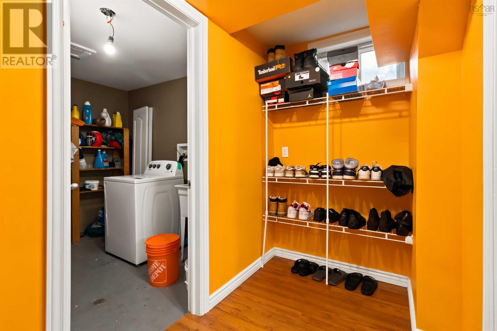 7 School Avenue photo 33