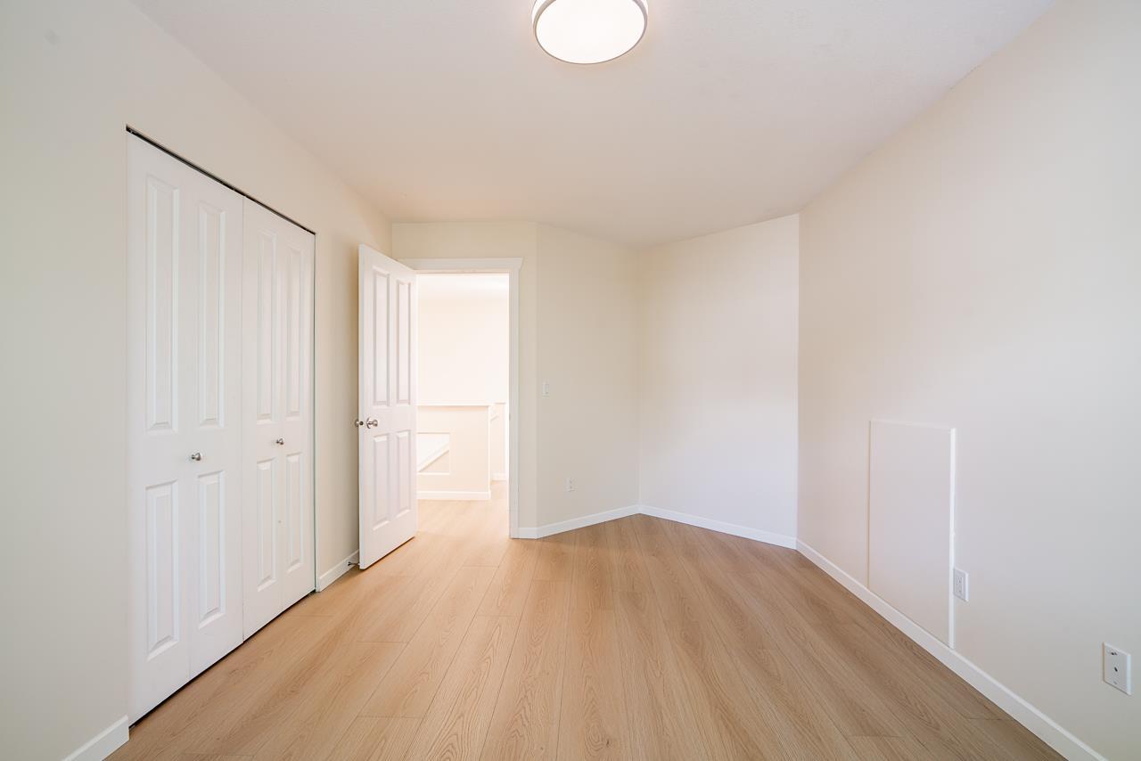 20182 70 Avenue, Langley, British Columbia  V2Y 2Y1 - Photo 28 - R3165078