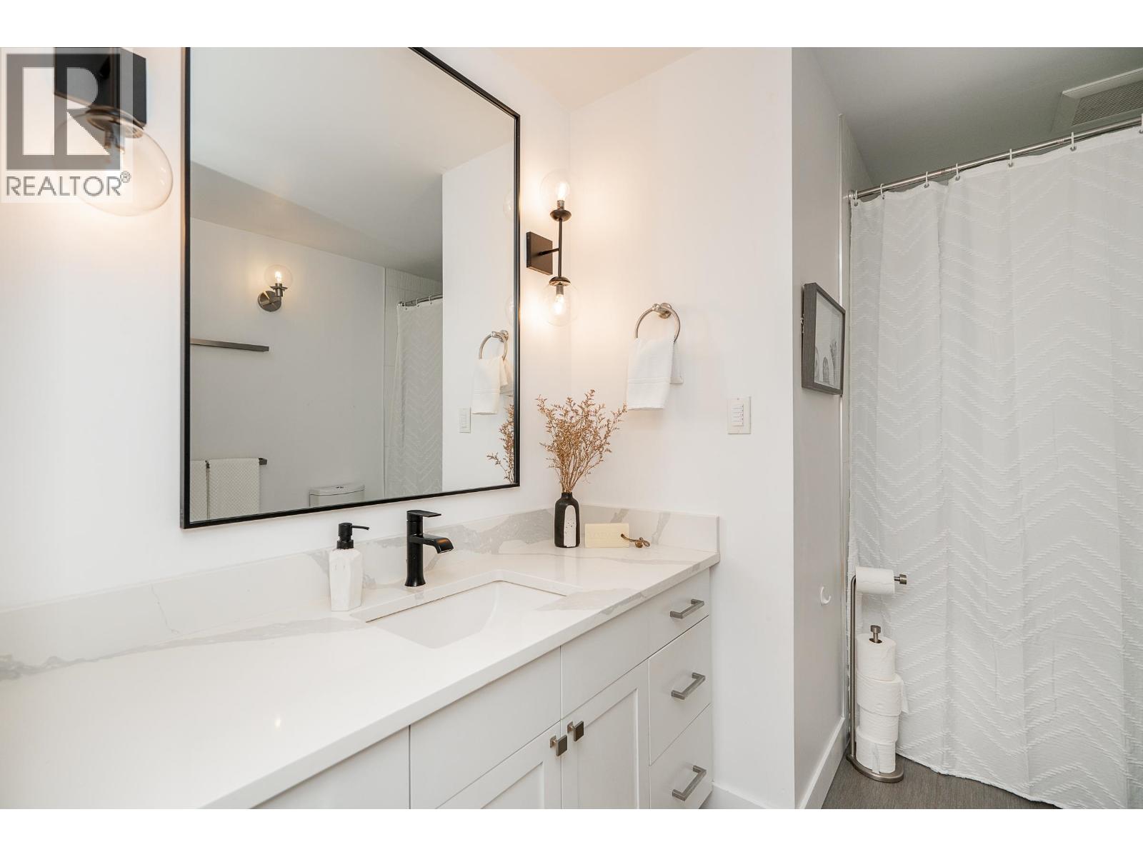 2583 Passage Drive, Coquitlam, British Columbia  V3H 3H3 - Photo 18 - R3164537