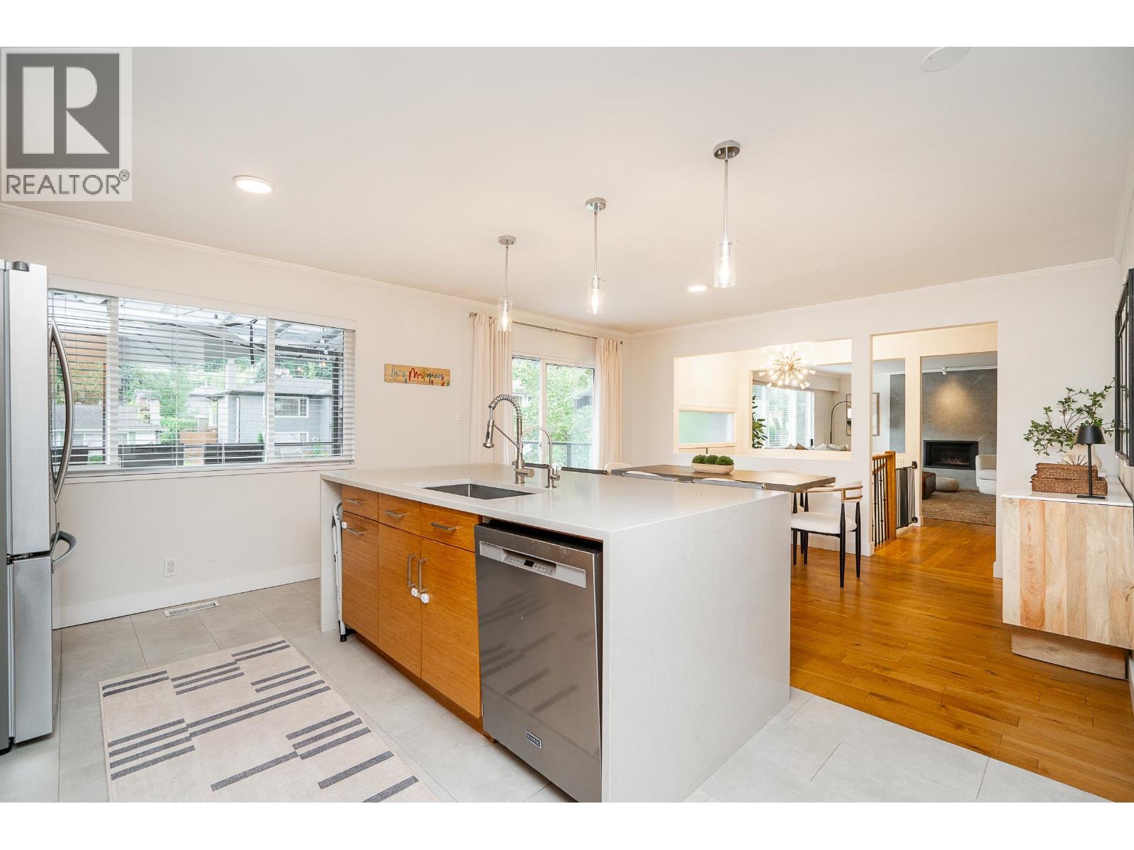 2583 Passage Drive, Coquitlam, British Columbia  V3H 3H3 - Photo 11 - R3164537