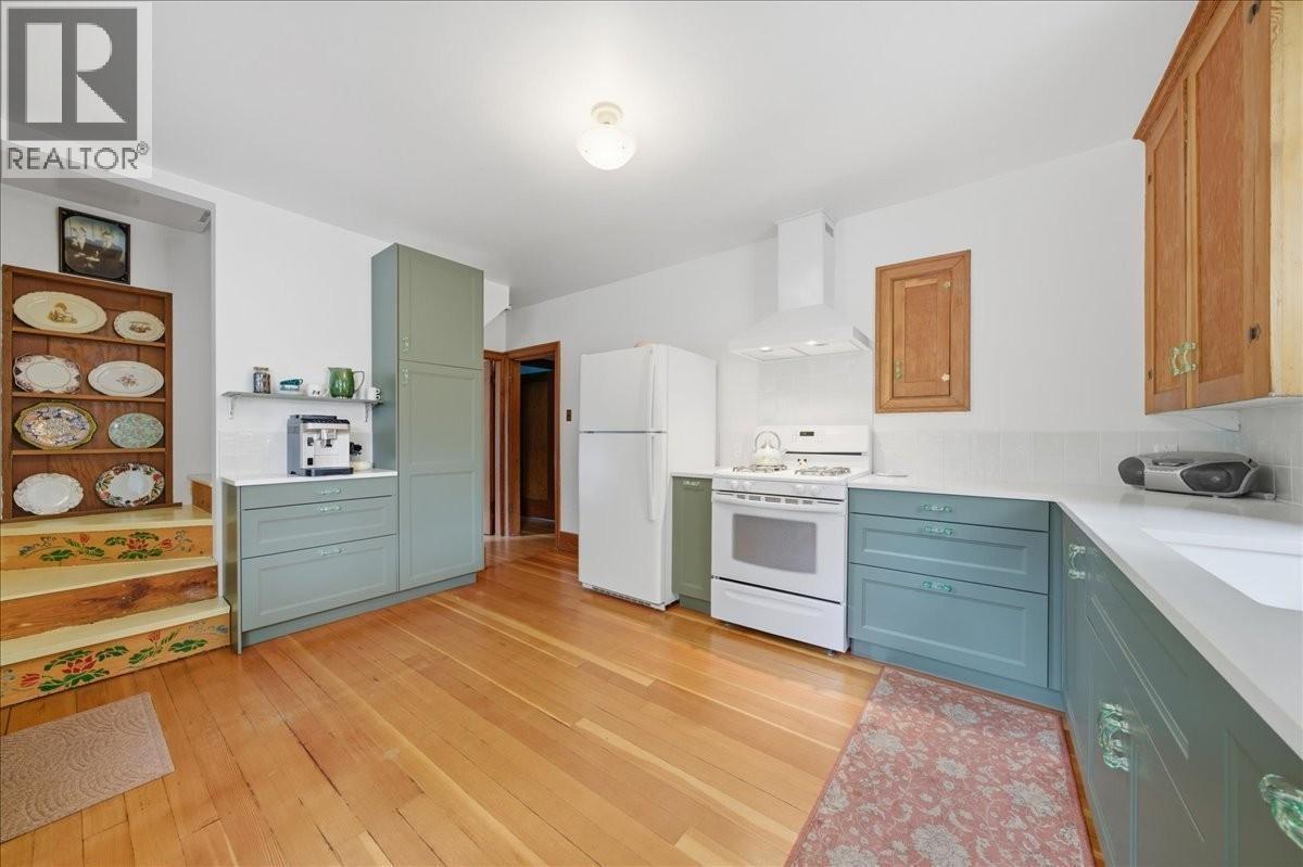 2076 Turner Street, Vancouver, British Columbia V5L 2A3 - Photo 6 - R3164903