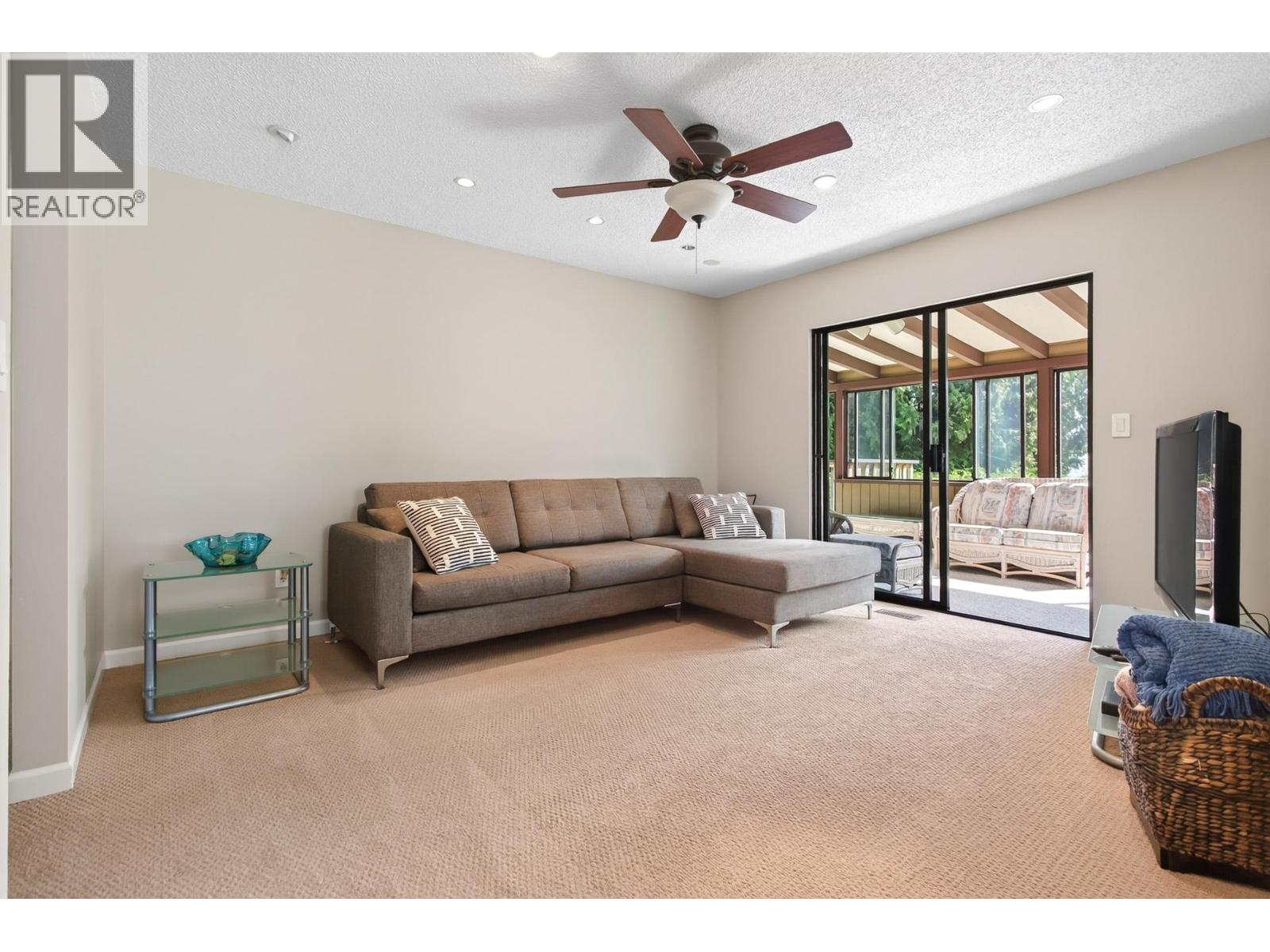 2802 Pilot Drive, Coquitlam, British Columbia  V3C 3T4 - Photo 12 - R3164951