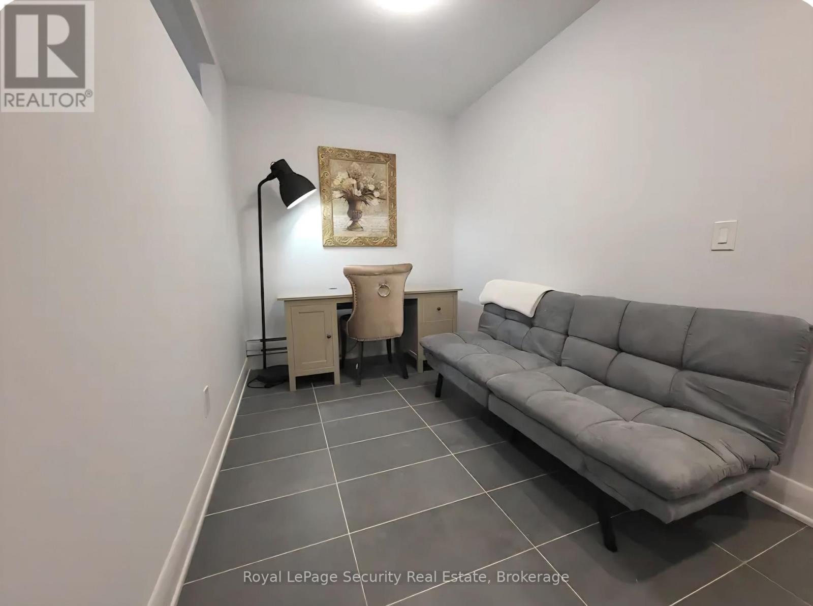 2 - 328 Lakeshore Road, Mississauga, Ontario  L5G 1H4 - Photo 16 - W13769716