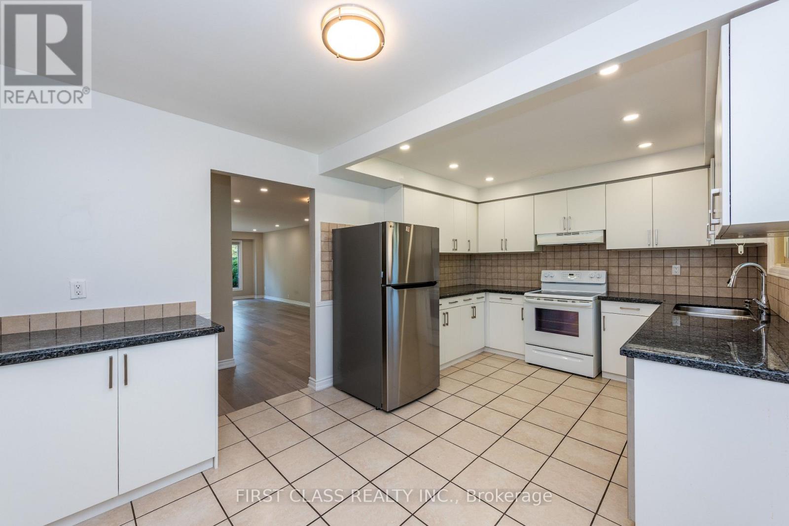 479 Isabella Avenue, Mississauga, Ontario  L5B 2G4 - Photo 34 - W13779380