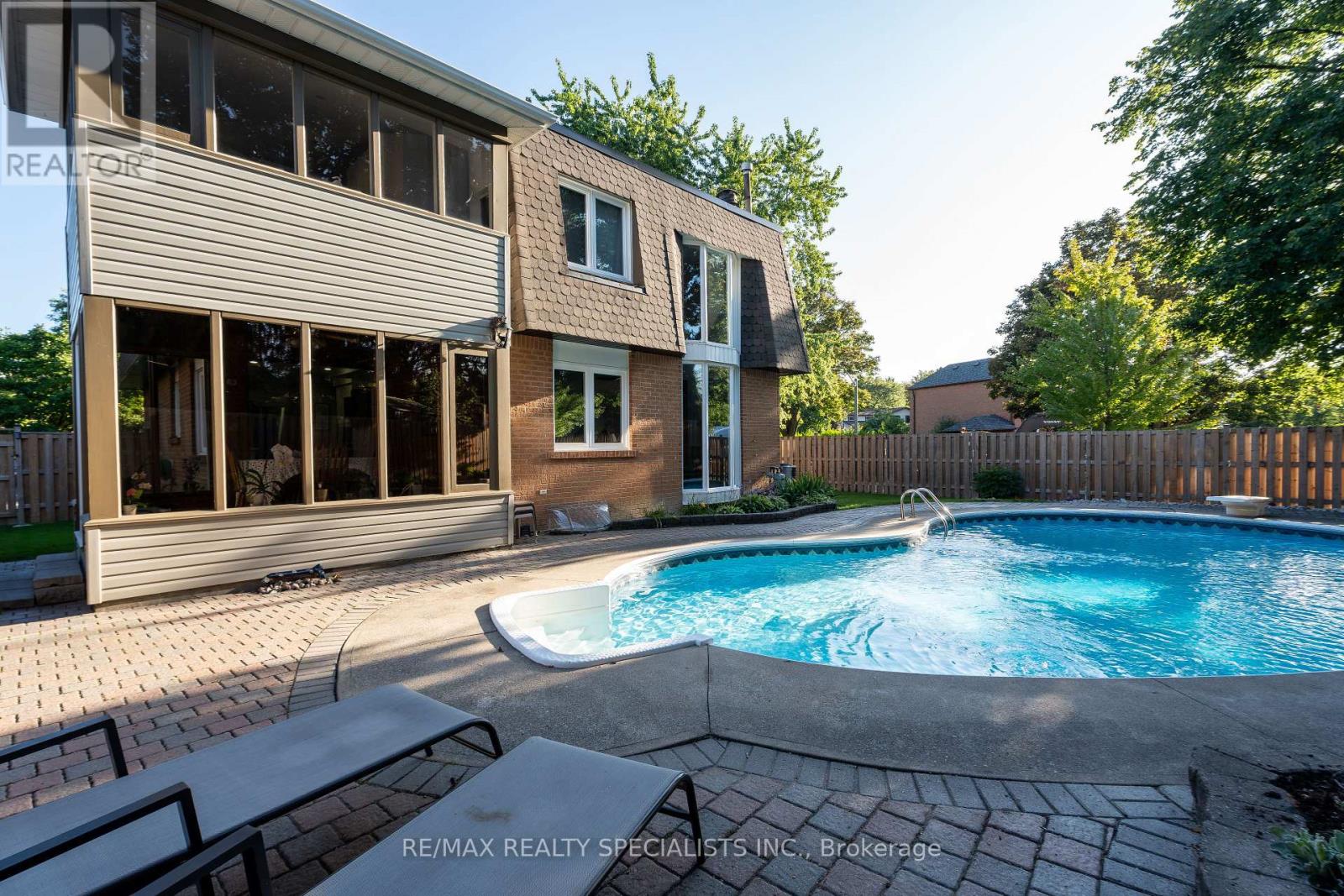 39 Parkside Drive, Brampton, Ontario  L6Y 2H2 - Photo 42 - W13781358