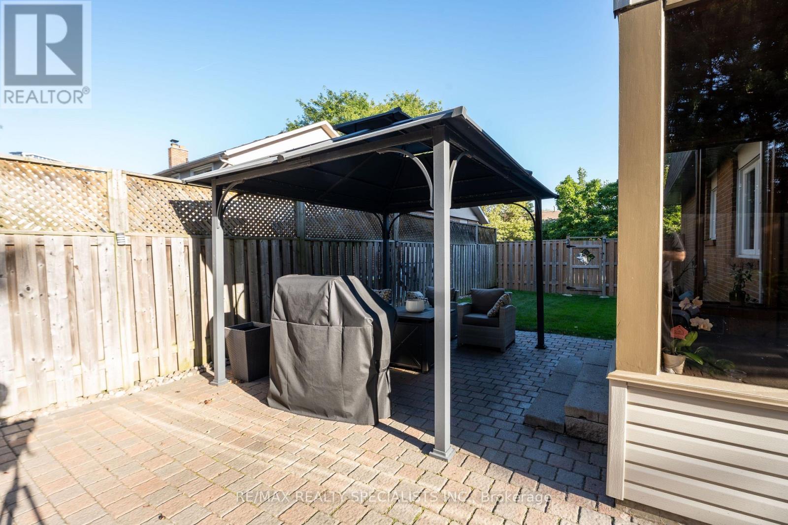 39 Parkside Drive, Brampton, Ontario  L6Y 2H2 - Photo 43 - W13781358