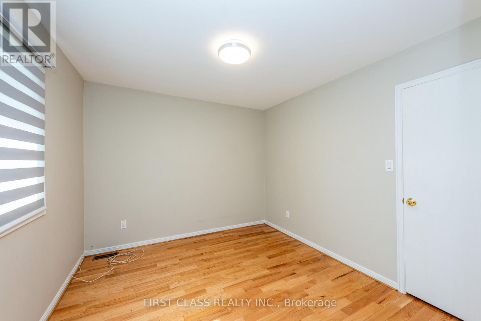 479 Isabella Avenue, Mississauga, Ontario  L5B 2G4 - Photo 18 - W13779380