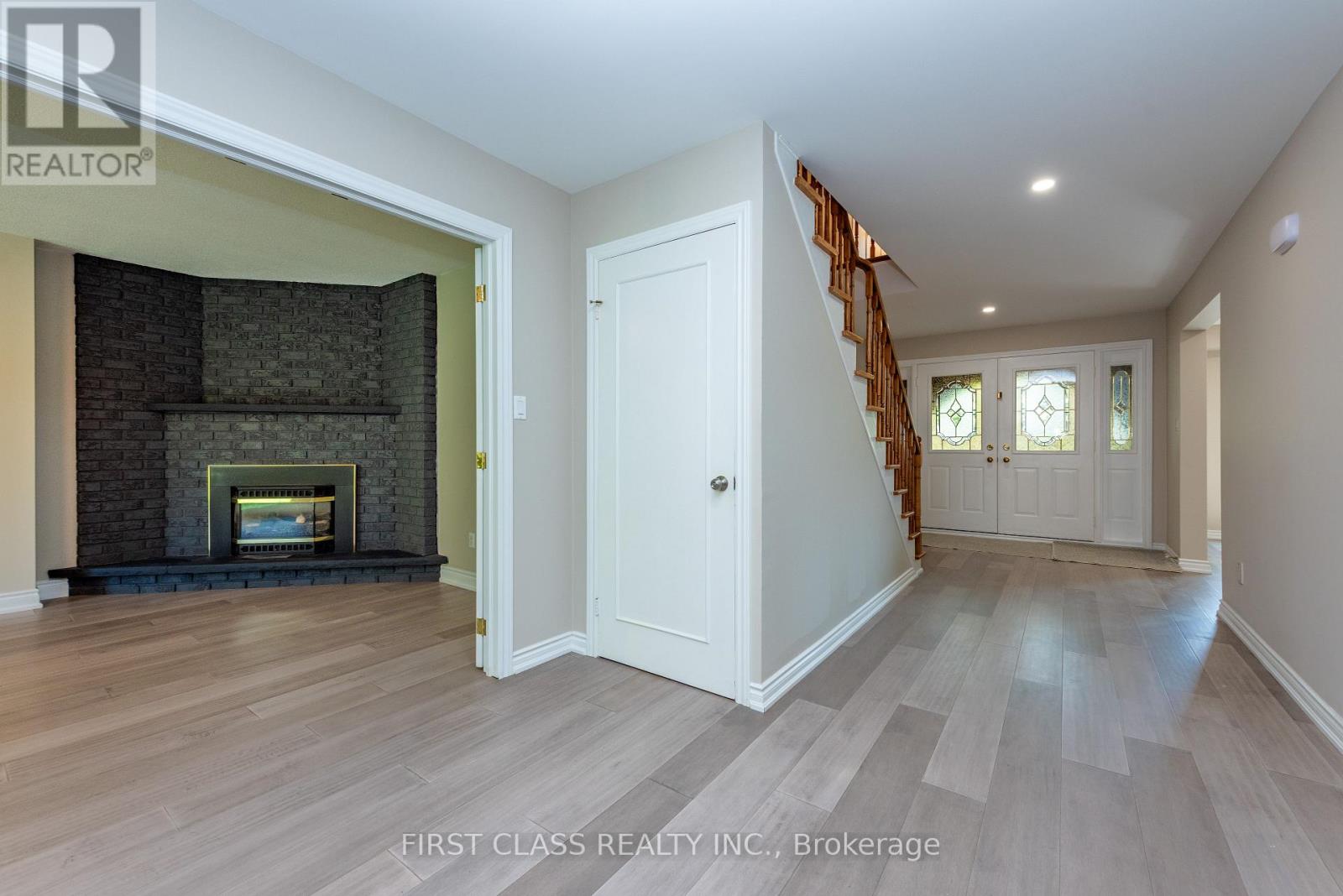 479 Isabella Avenue, Mississauga, Ontario  L5B 2G4 - Photo 5 - W13779380