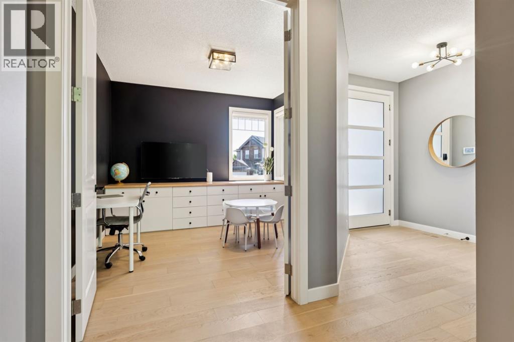 213 Cortina Bay SW, Calgary, Alberta  T3H 0L7 - Photo 16 - A2343762
