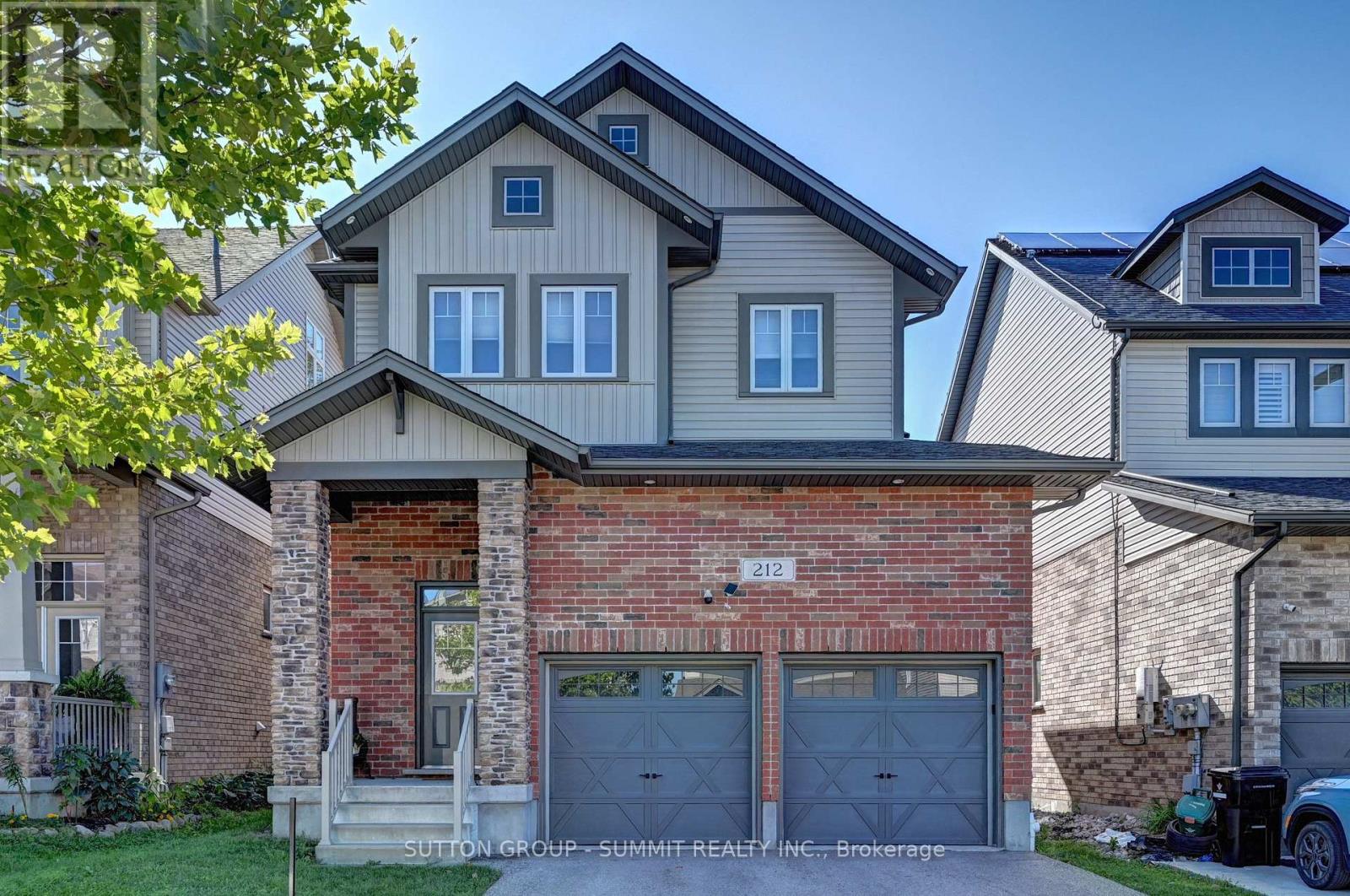 212 GRAVEL RIDGE TRAIL, Kitchener, Ontario