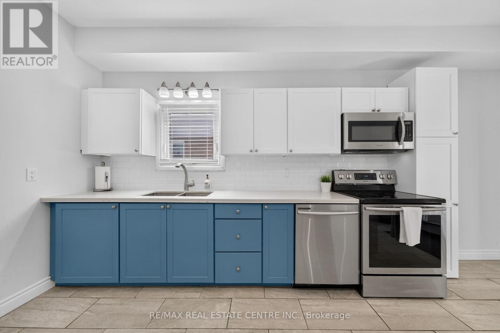 56 East 23rd Street, Hamilton, Ontario  L8V 2W6 - Photo 18 - X13782066