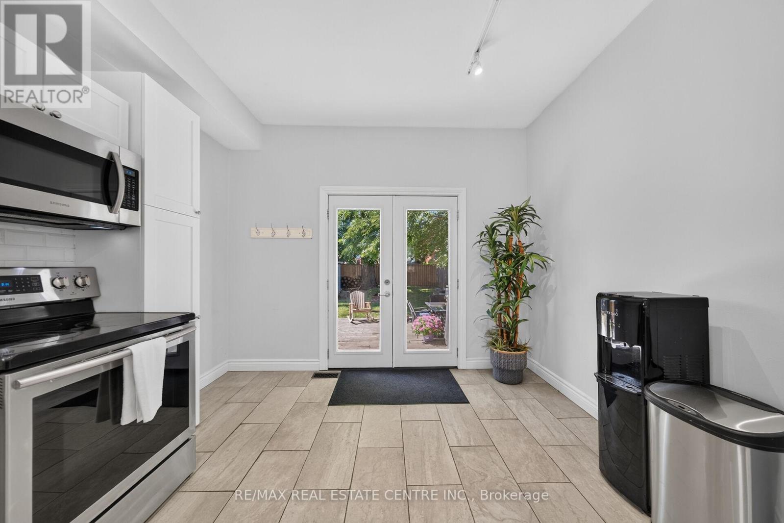 56 East 23rd Street, Hamilton, Ontario  L8V 2W6 - Photo 19 - X13782066