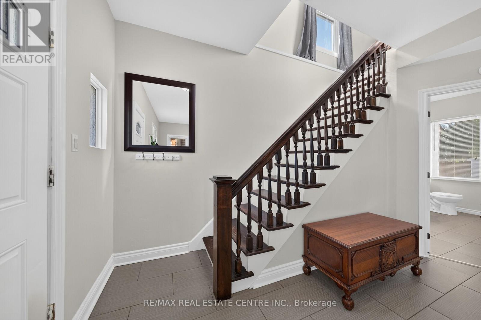 56 East 23rd Street, Hamilton, Ontario  L8V 2W6 - Photo 24 - X13782066