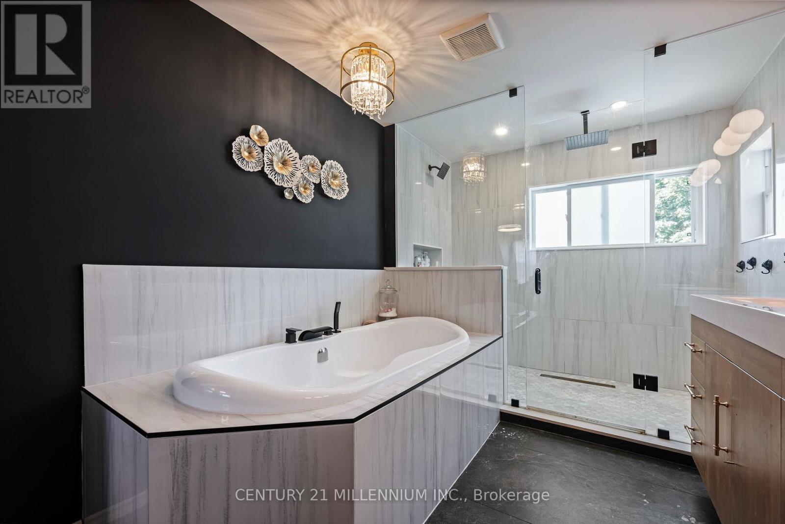 364 Stoneheight Place, Waterloo, Ontario  N2V 2A8 - Photo 37 - X13782076