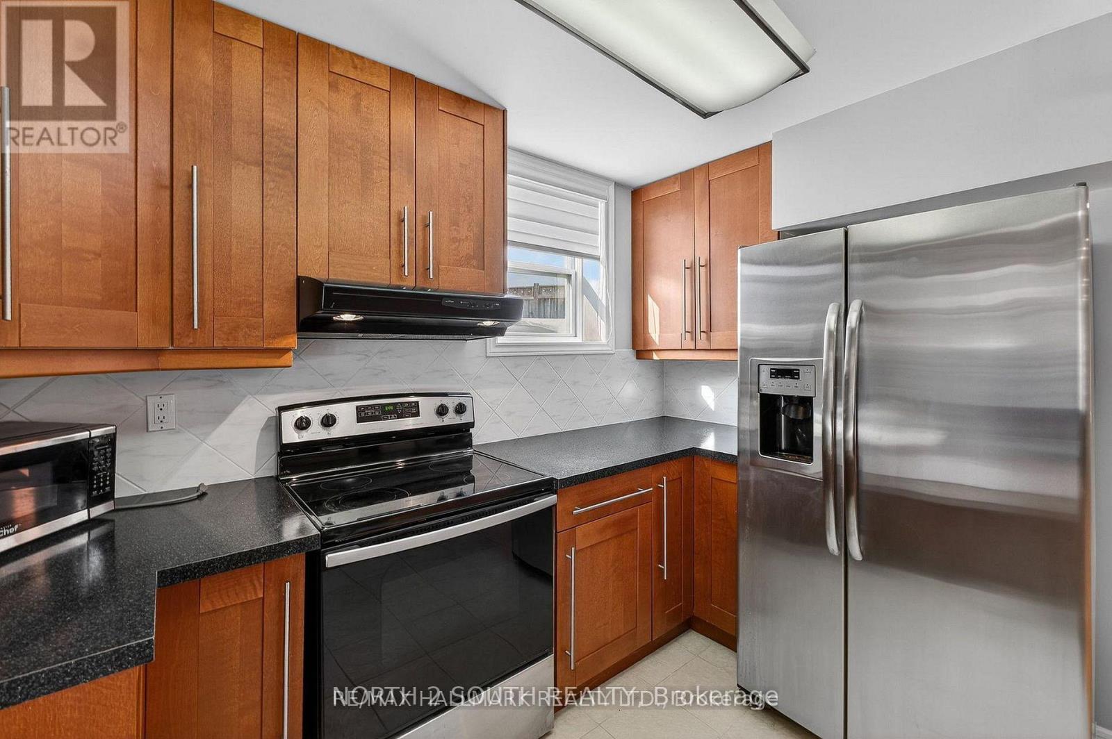 372 Crofters Road, Vaughan, Ontario  L4L 8Y3 - Photo 28 - N13779178