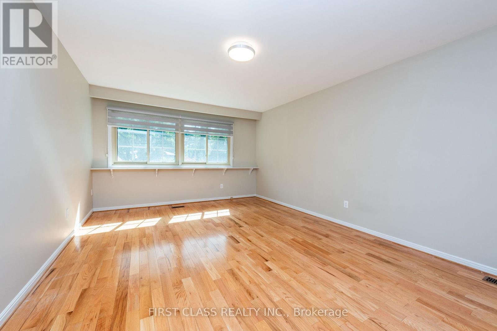 479 Isabella Avenue, Mississauga, Ontario  L5B 2G4 - Photo 23 - W13766410