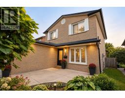 7 DRAKES DRIVE, Hamilton, Ontario