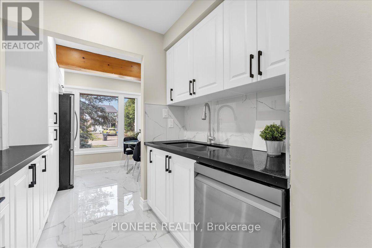 22 Wolverton Crescent, Brampton, Ontario  L6S 3L1 - Photo 12 - W13545200